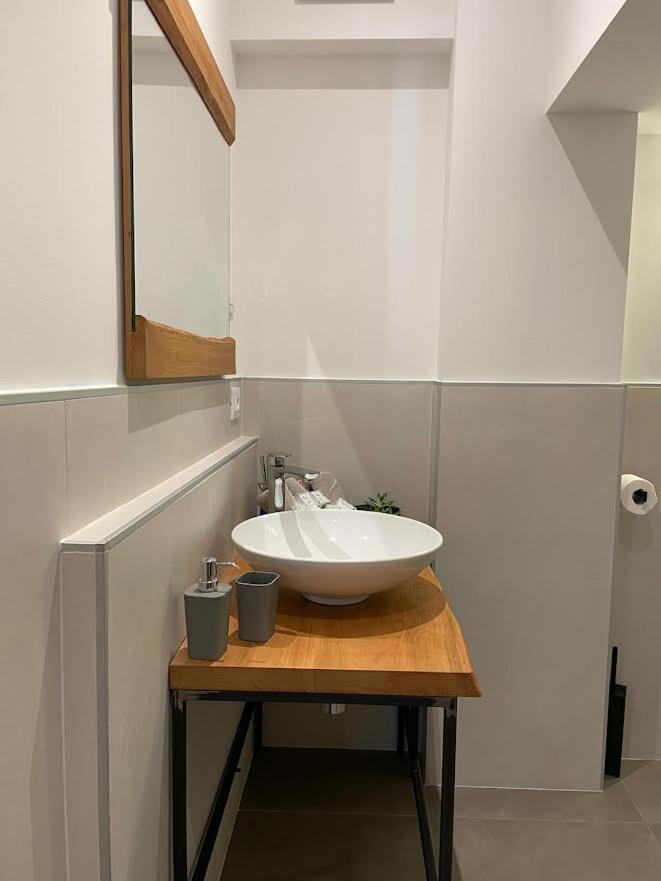 Api Tenna Apartments Glicine 1 Esterno foto